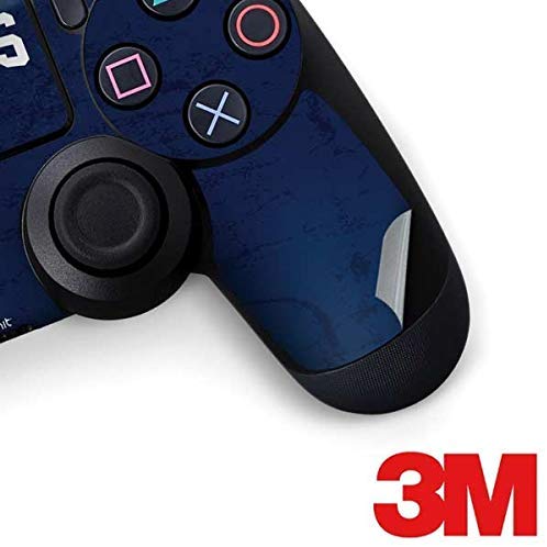 Skinit Calcomanía con efecto gastado y diseño de la NFL para el control de la consola Sony PlayStation 4 / PS4 DualShock 4